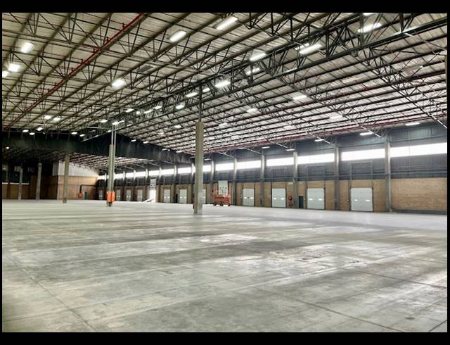 7,738M² WAREHOUSE TO LET IN SAMRAND BUSINESS PARK
